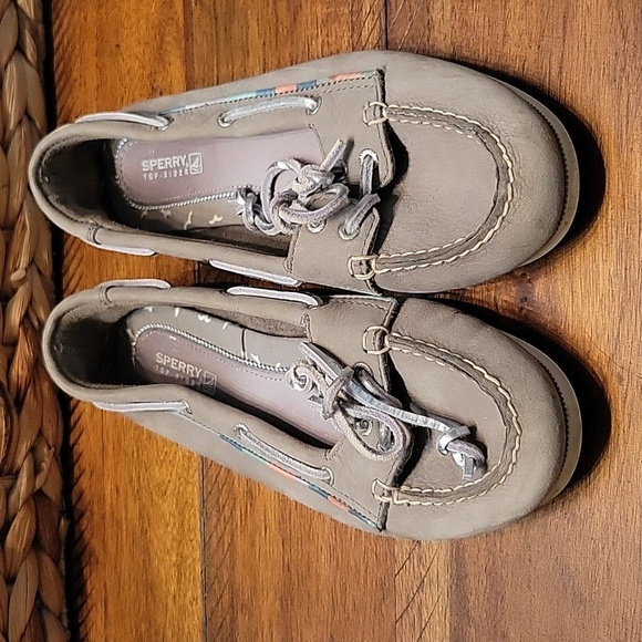 SPERRY Size 7.5 - Picture 2 of 3